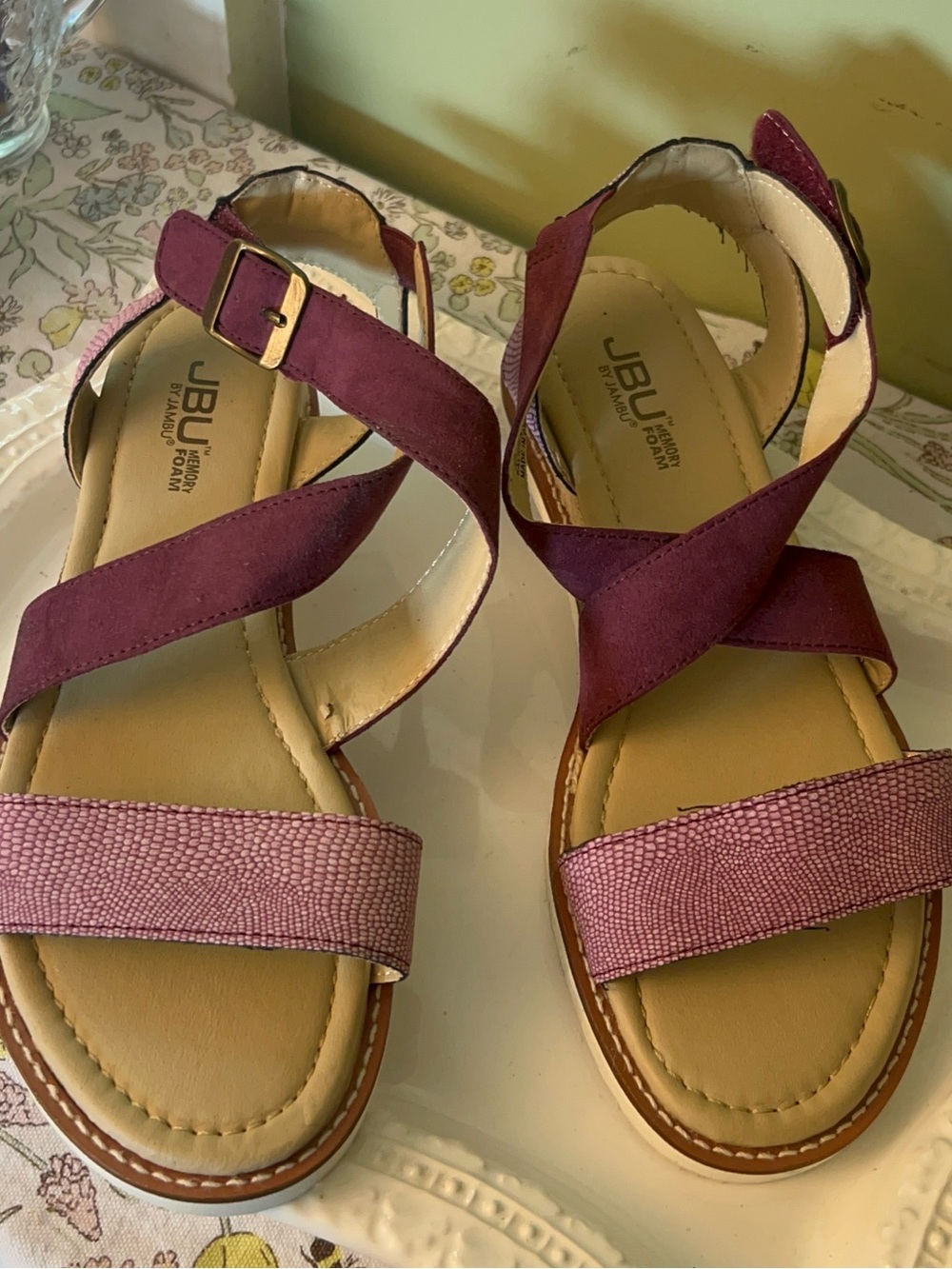 JBU Purple/Pink Cayman Strap Sandals Size 7.5M